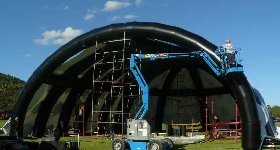 giant-inflatable-dome-workshop