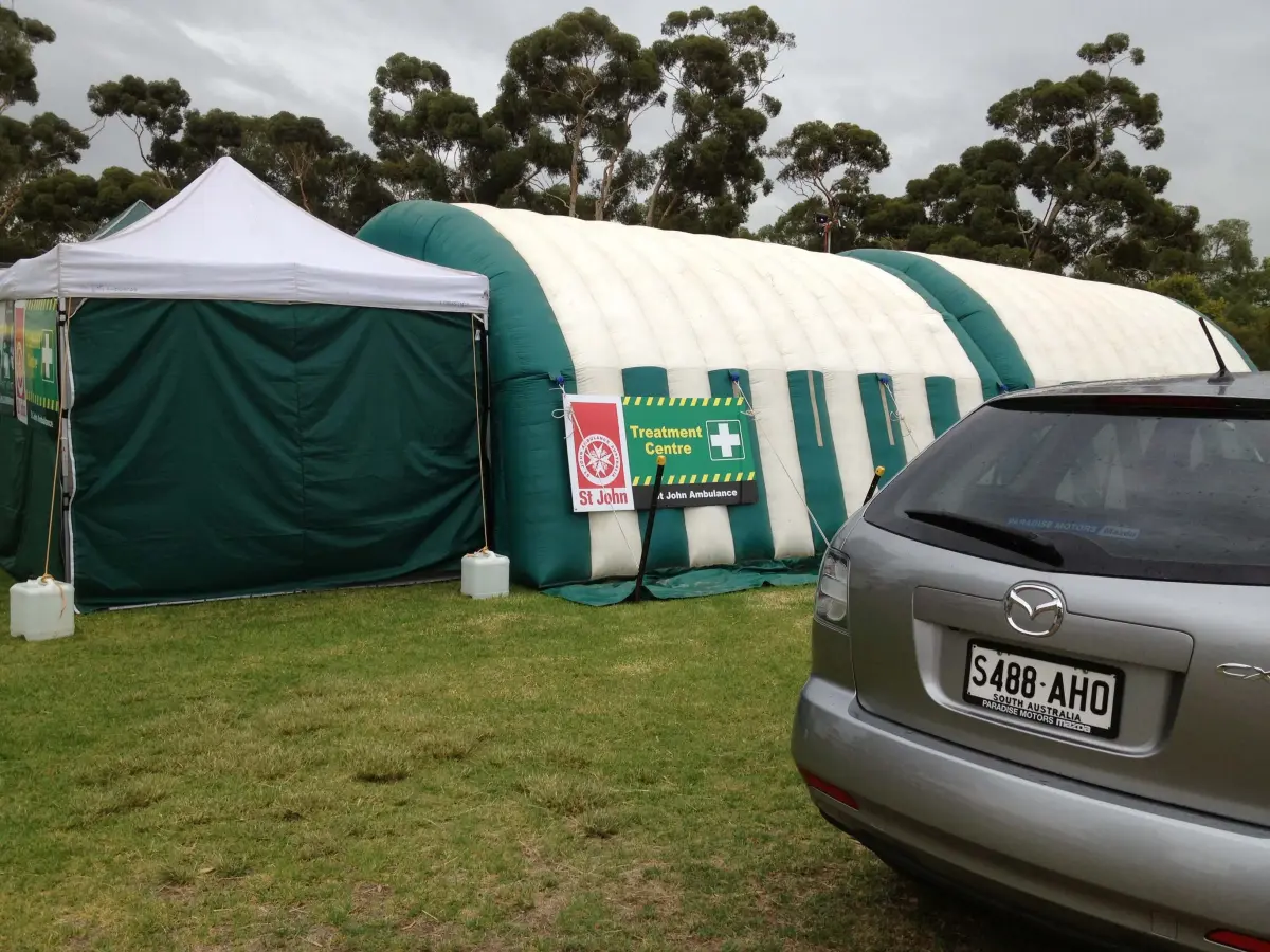 inflatable-medical-hospital-booth