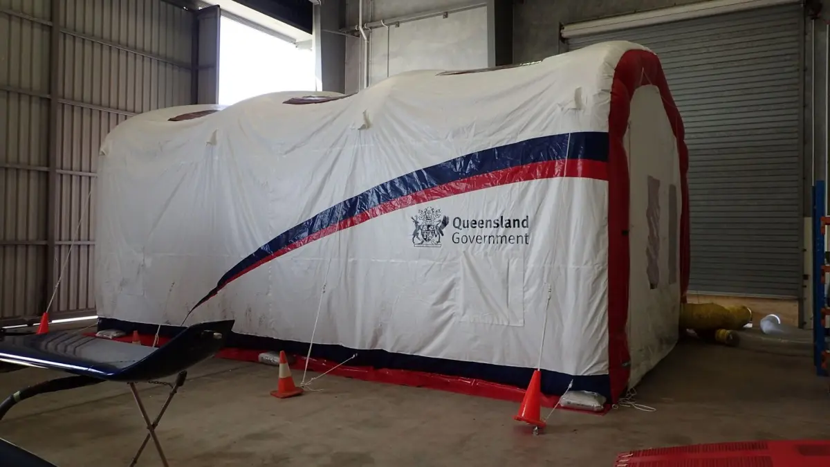 giant-inflatable-helicopter-blasting-room