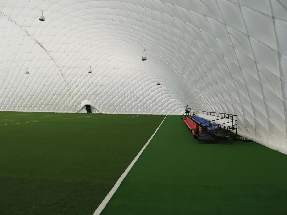 inflatable-ground-cover