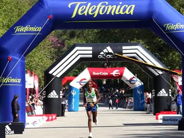 race-event-arches