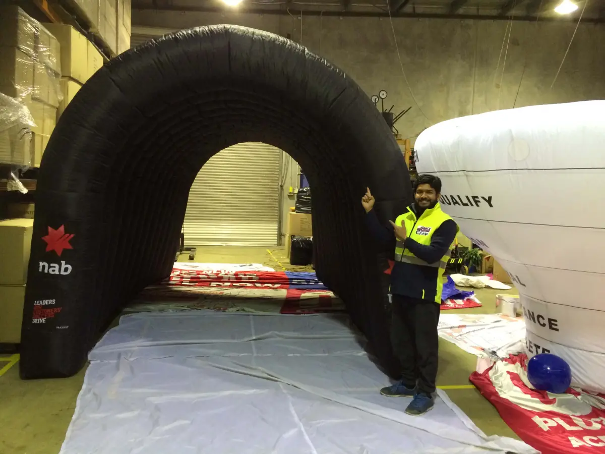 entrance-tunnel-inflatable