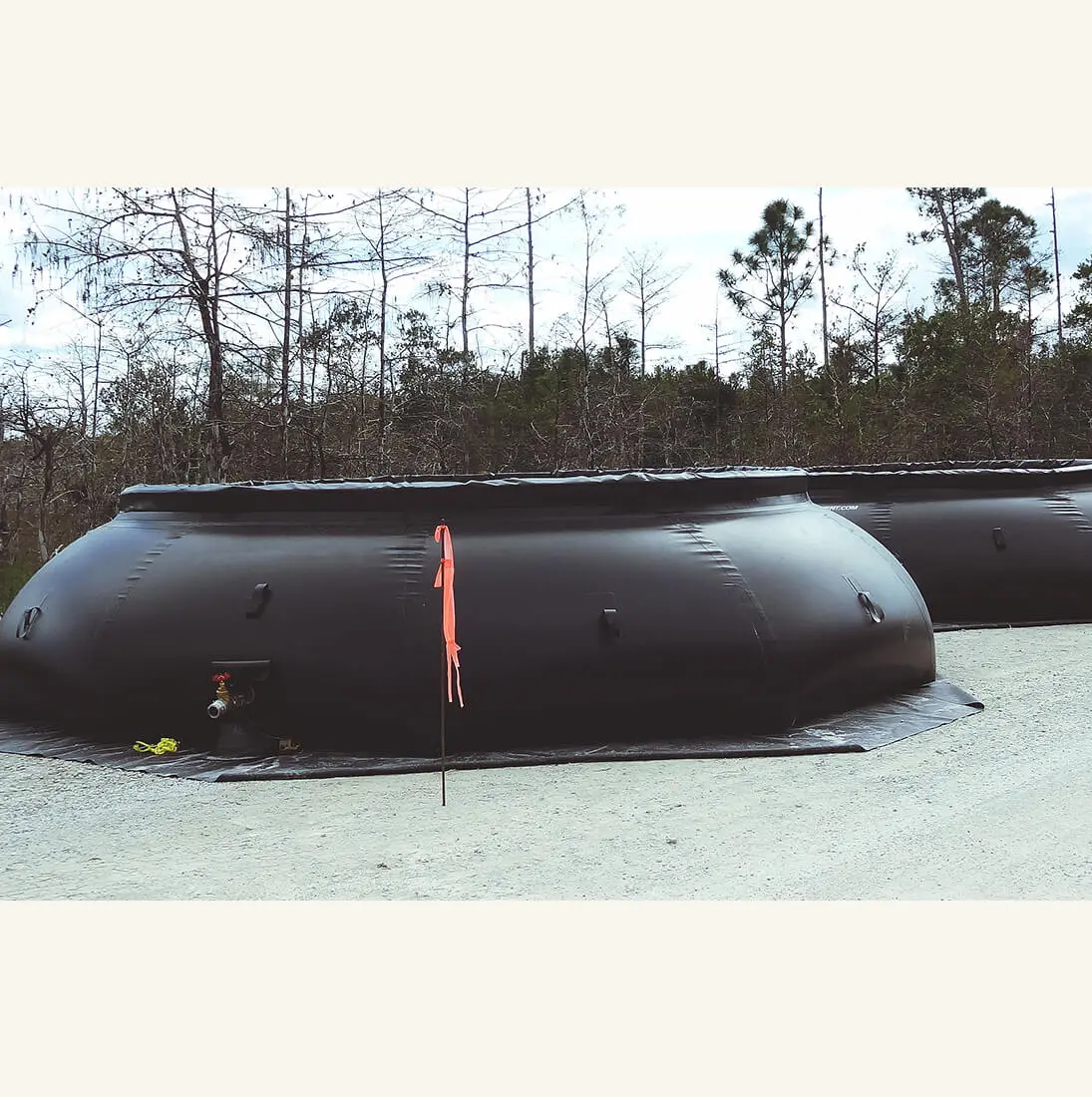 huge-Inflatable-storage-tank