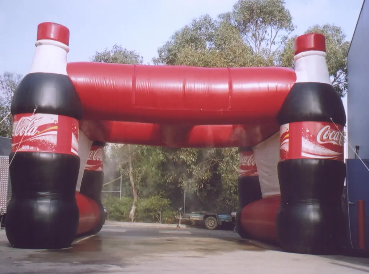 bottle-misting-tunnel-inflatable