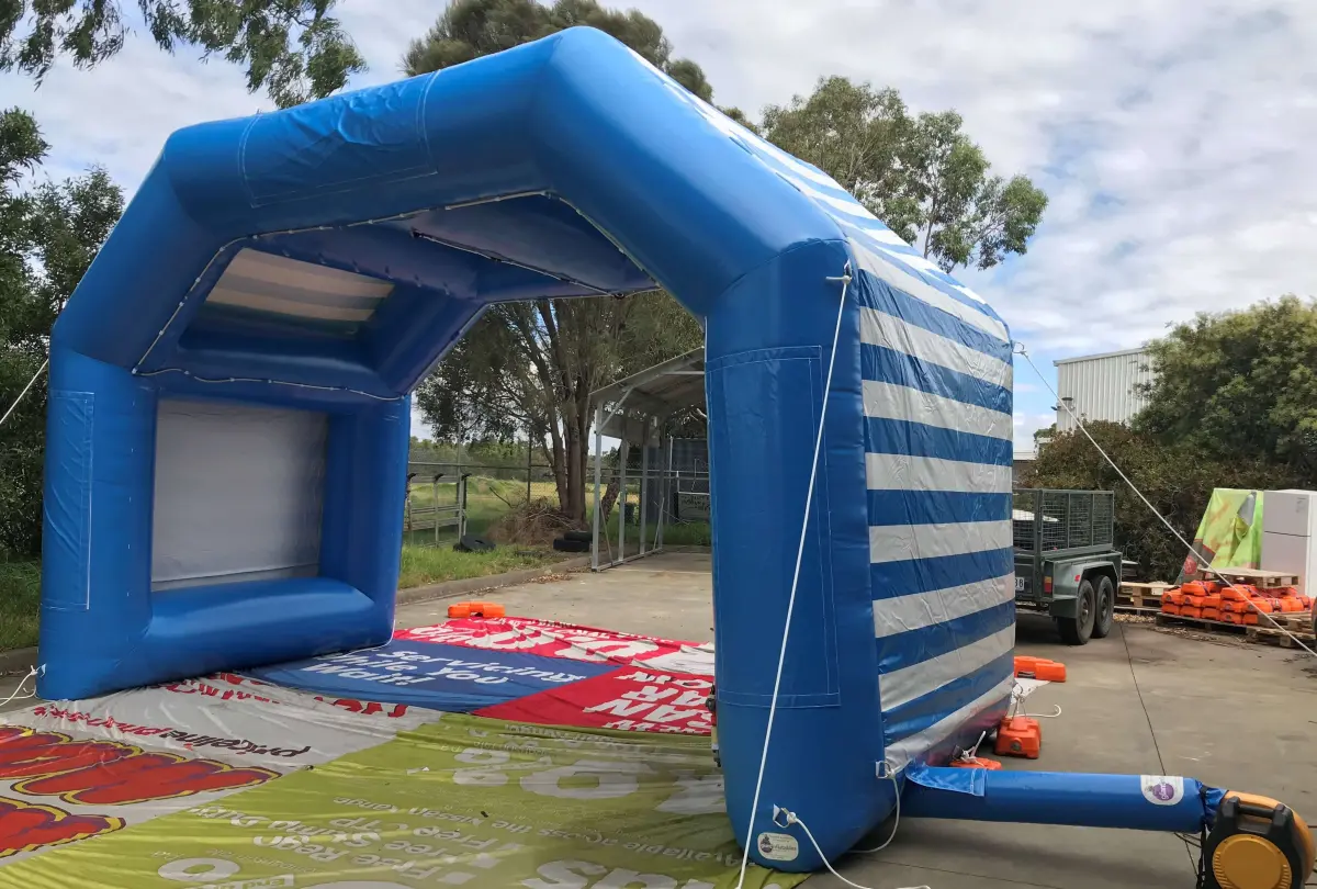inflatable-misting-tent-tunnel