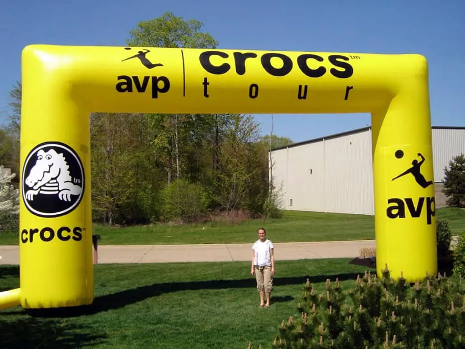 yellow-square-arch-inflatable